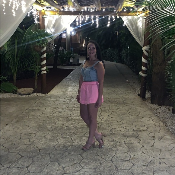 Meet your Posher, Kim - Picture 3 of 3